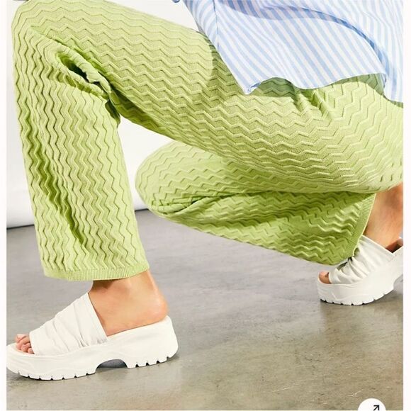 Free People Poolside White Leather Sporty Sandals Mule US 7 EU 37 Sold Out! - Picture 2 of 8